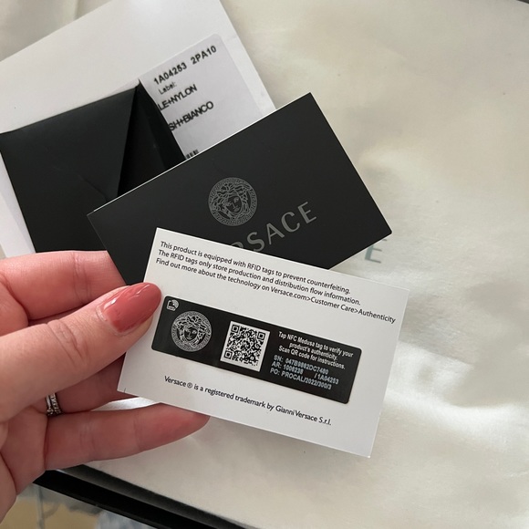 VERSACE SNEAKERS | authentic | NEW - Picture 9 of 9